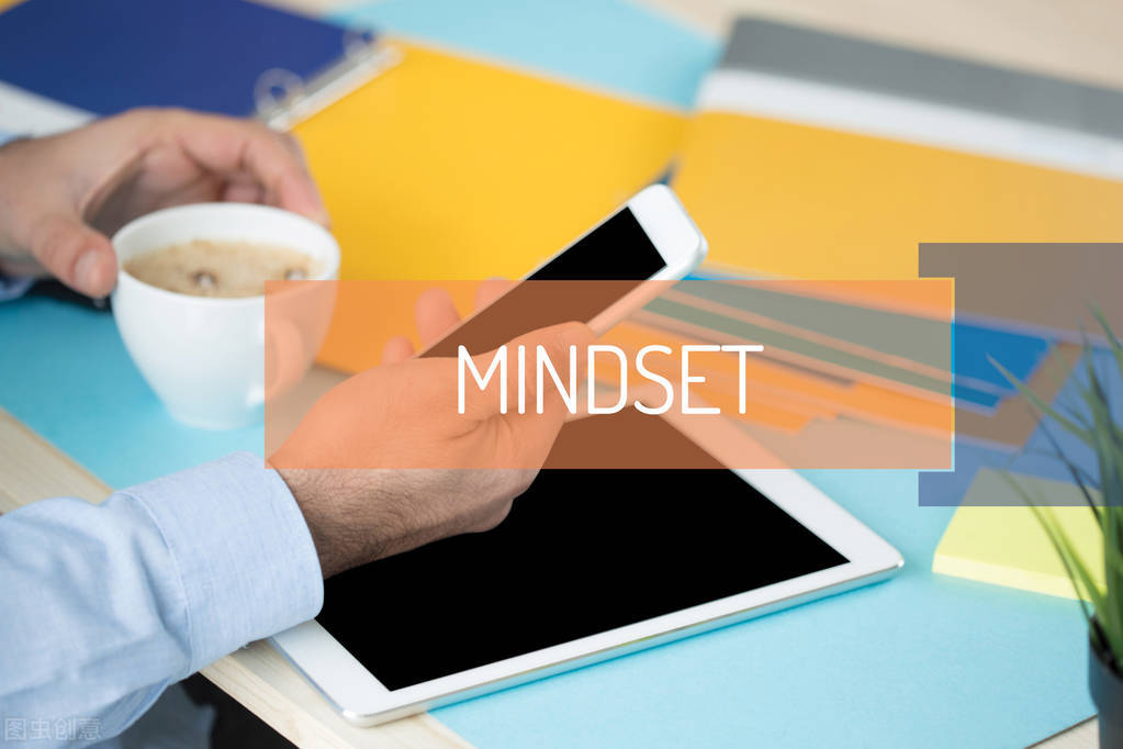 如何利用从众心理吸引客人,币市的交易秘诀