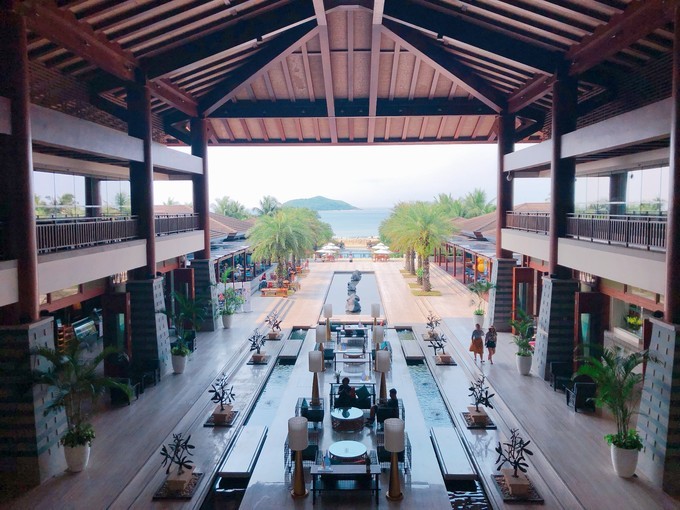 海南冲浪旅游攻略,海南万宁日月湾冲浪攻略