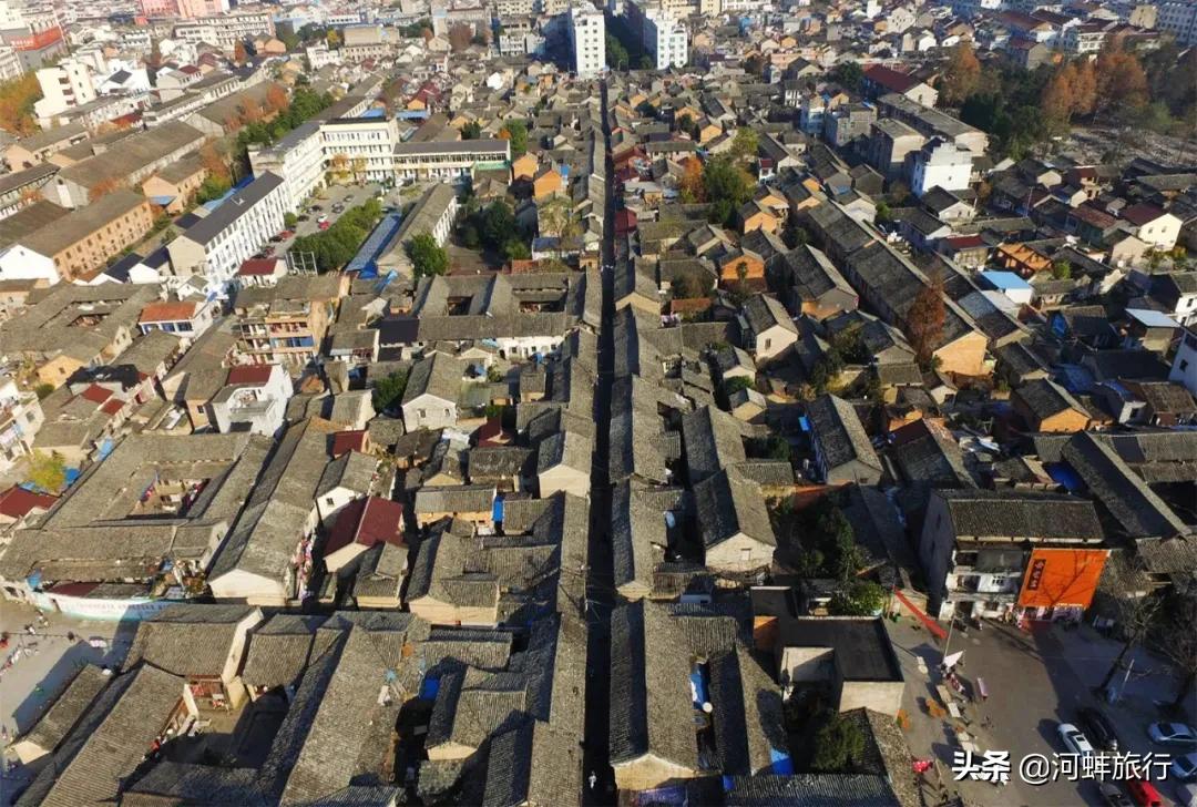 浙江仙居县（2）·文明楼下的东门老街，西门蒋宅里的三透九门堂