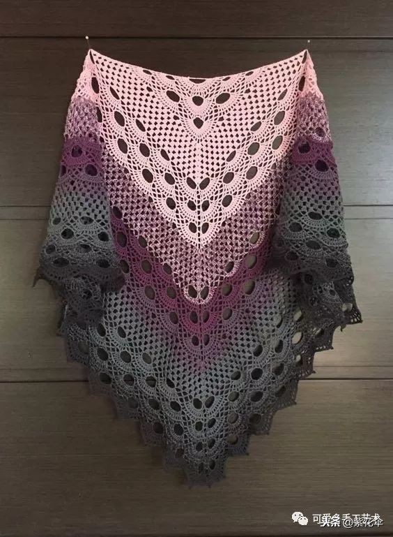 系一条三角围巾最迷人，忽冷忽热都能让你美上天！（附教程）