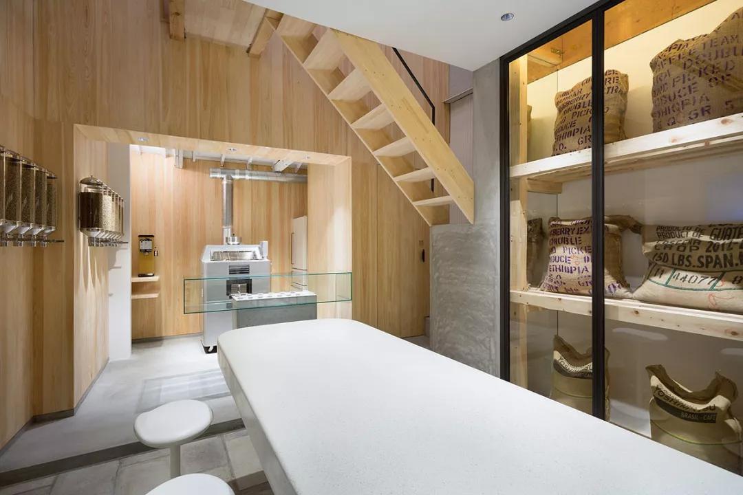 上海神秘咖啡品牌%Arabica，日本设计师青山周平、佐藤大亲自操刀