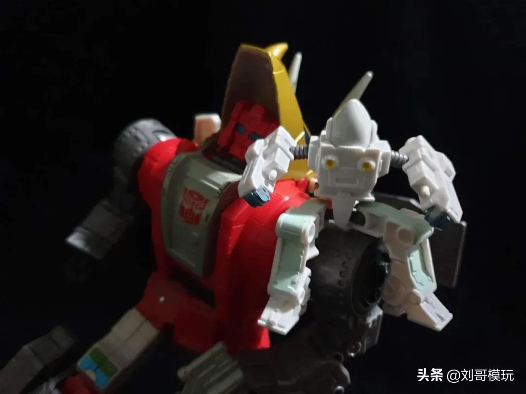 变形金刚复刻版g1惊破天玩具视频,变形金刚惊破天图鉴
