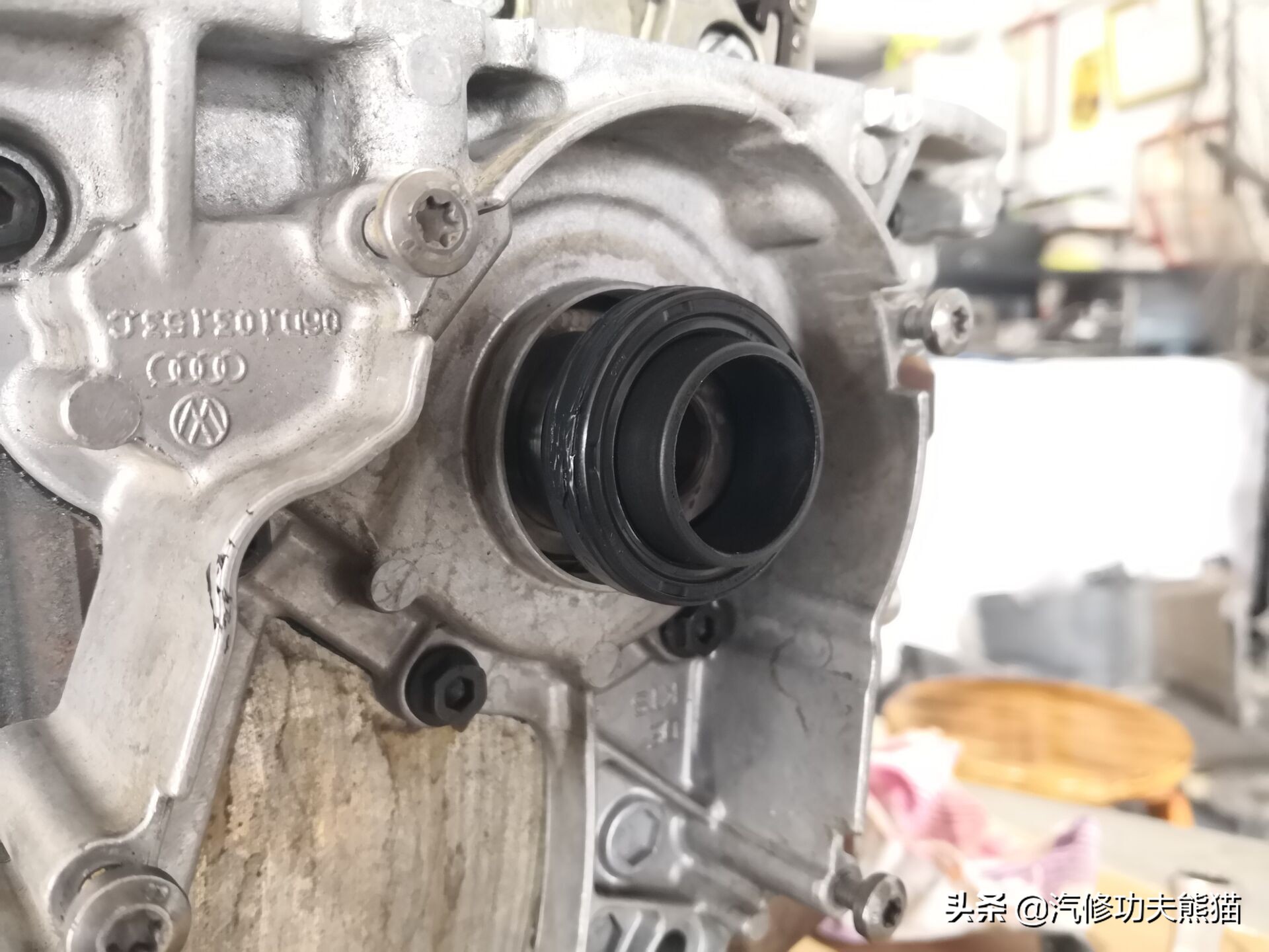 13年奥迪tts多少公里烧机油,奥迪tts急加速故障灯