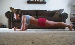 平板支撑的好处和坏处有哪些呢,每天1分钟平板支撑有什么好处