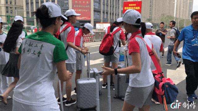 棣栨壒杩愬姩鍛樺叆浣忓寳浜啲濂ユ潙,闈掕繍鏉戣繍鍔ㄥ憳鍏ユ潙