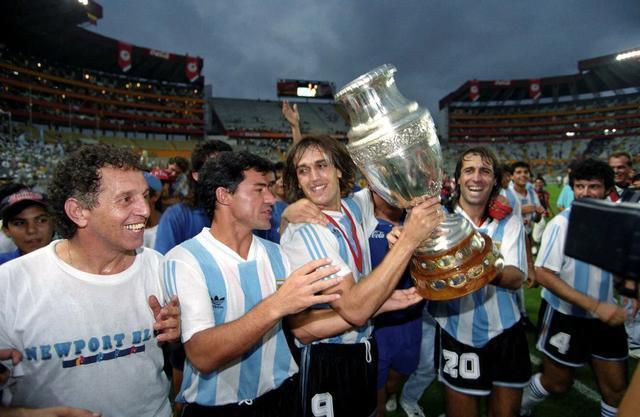 孩提时的记忆：绿茵场上的别样美学，回响在耳边的巴蒂GOAL