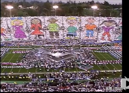 迈克尔杰克逊是世界音乐史第一人,迈克尔杰克逊被称为流行音乐之王