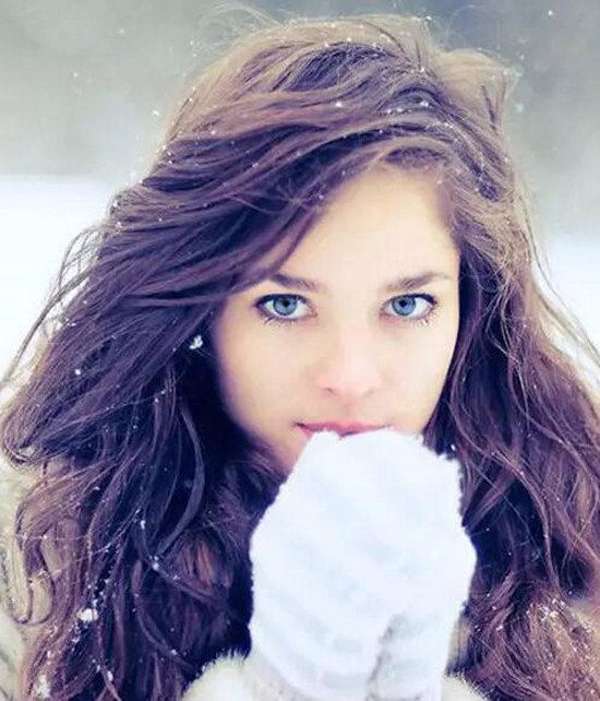 皮肤严重缺水刺痛用护肤品不吸收,皮肤缺水补水为什么会疼