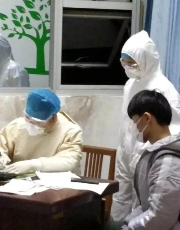 有一种责任，叫岗位过年；有一种幸福，叫患者安康