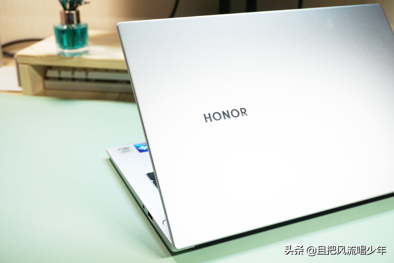 光荣magicbook14核显版游戏体验,光荣magicbookx14使用功能