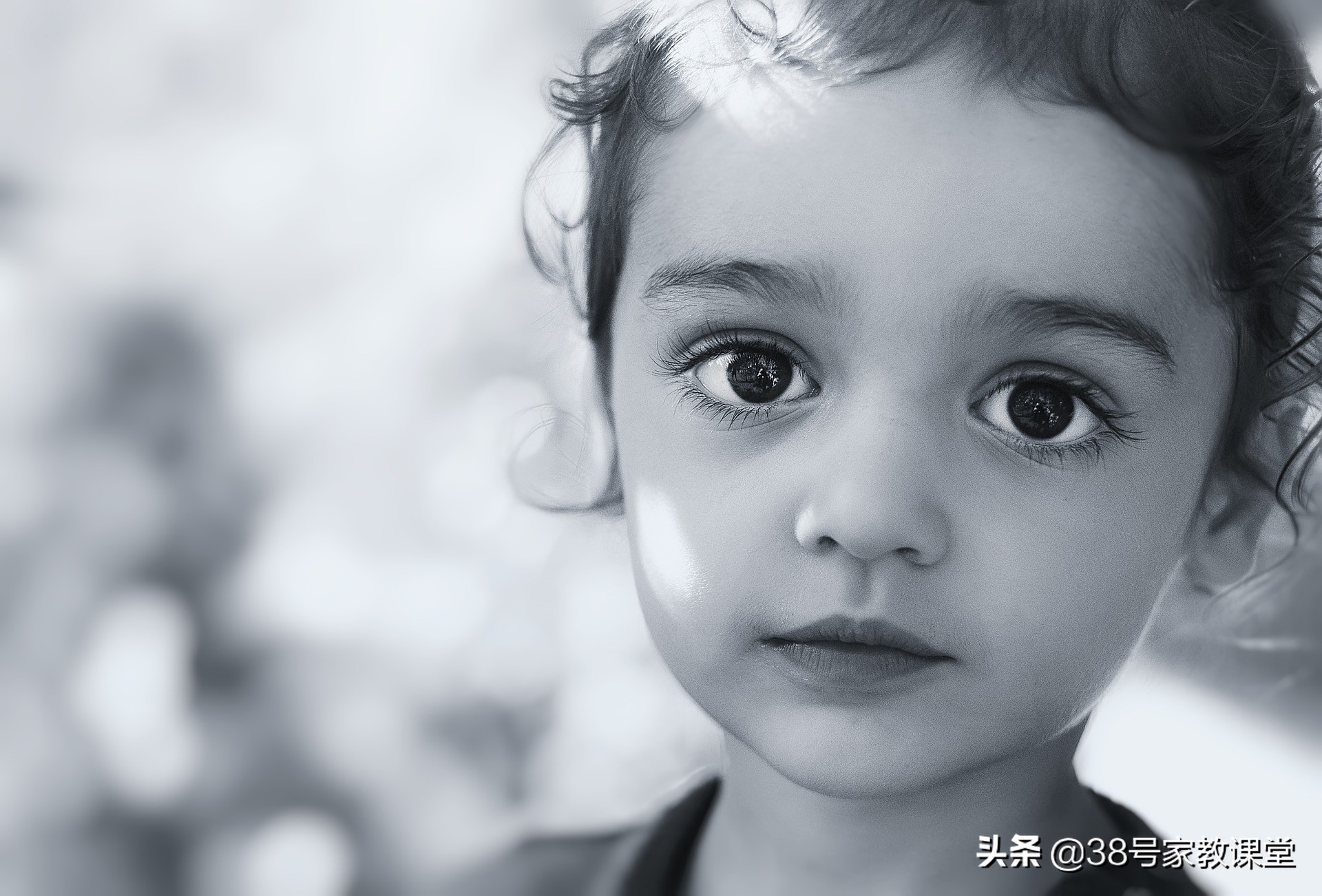 面对孩子的不良习惯父母该怎么做,亲子沟通疏导孩子的不良情绪