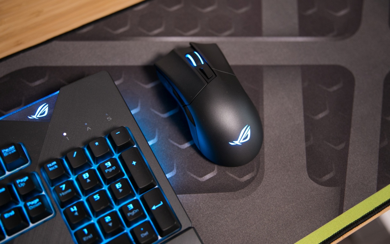 大手型无线鼠标rog,最好的rgb无线电竞鼠标