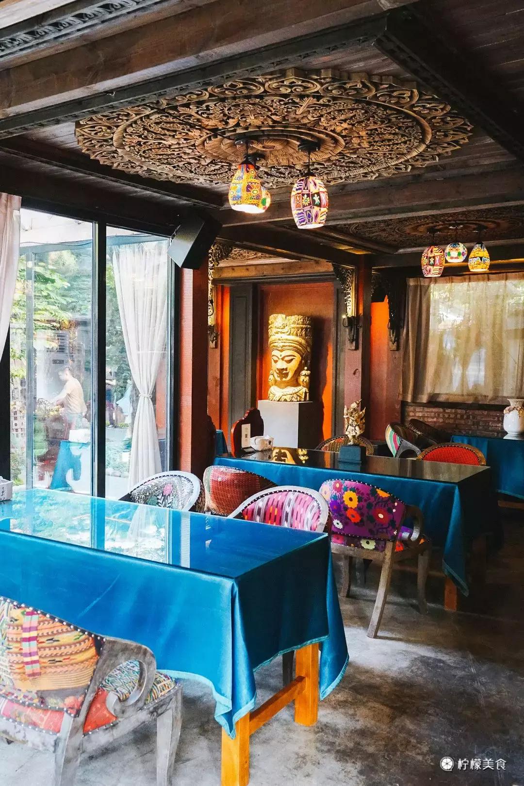 深圳藏在巷子里的酒馆清吧,藏在深圳闹市里的复古小酒馆