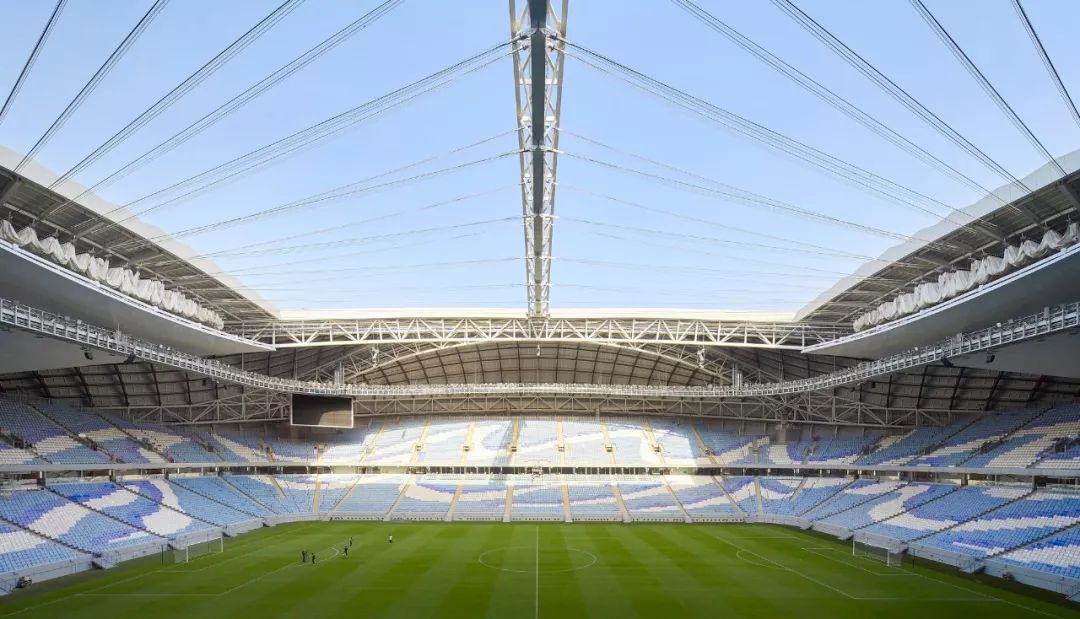 国足让你伤心？不知道这些大师设计的未来派足球场看过了风水没