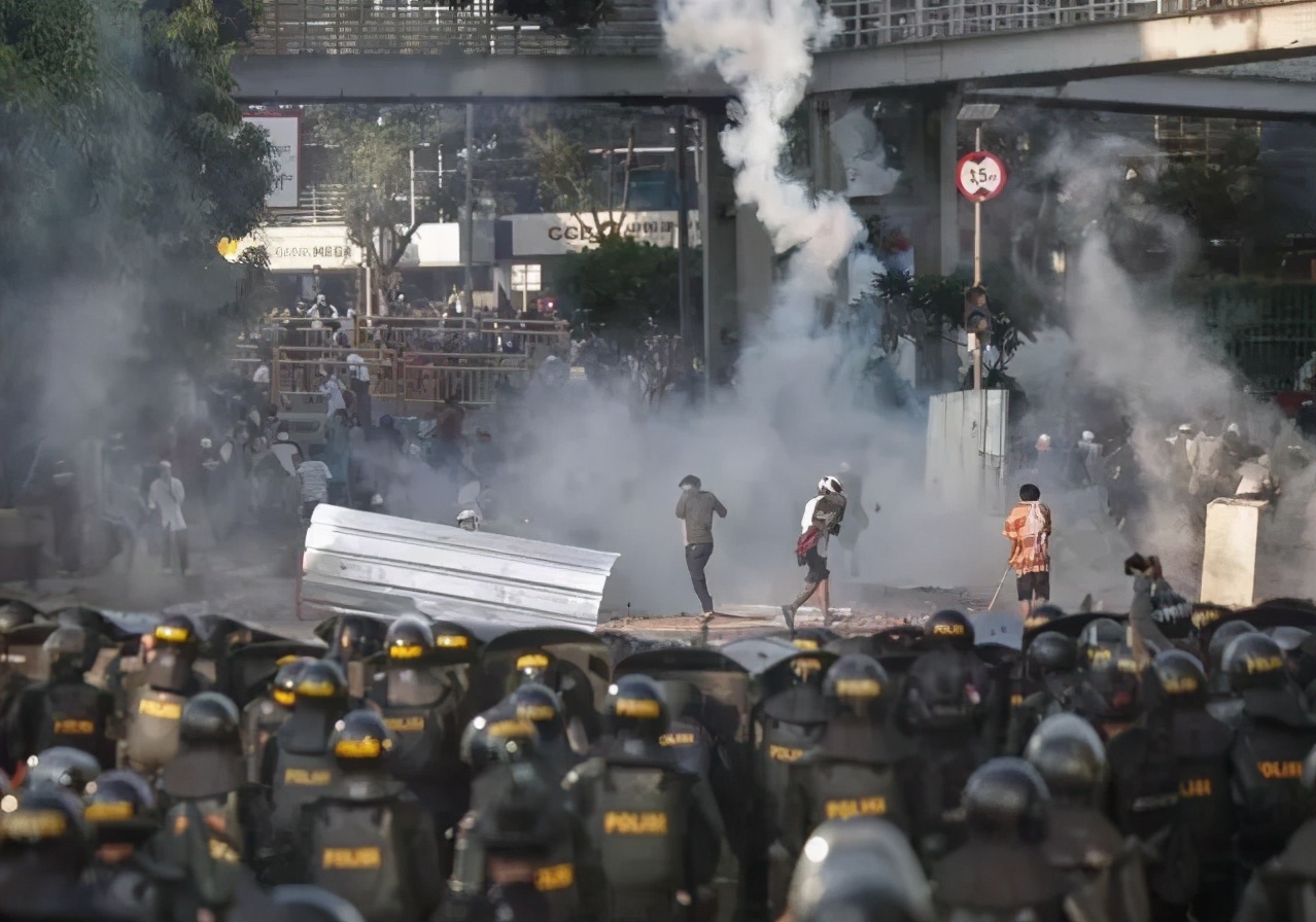 望加锡惨案鲁能,鲁能望加锡惨案