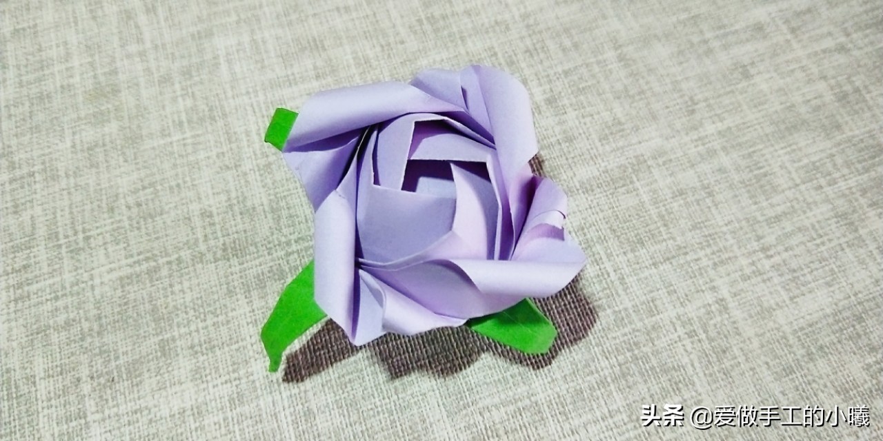 简单实用的手工折纸玫瑰花教程,手工最好看的玫瑰花折纸方法