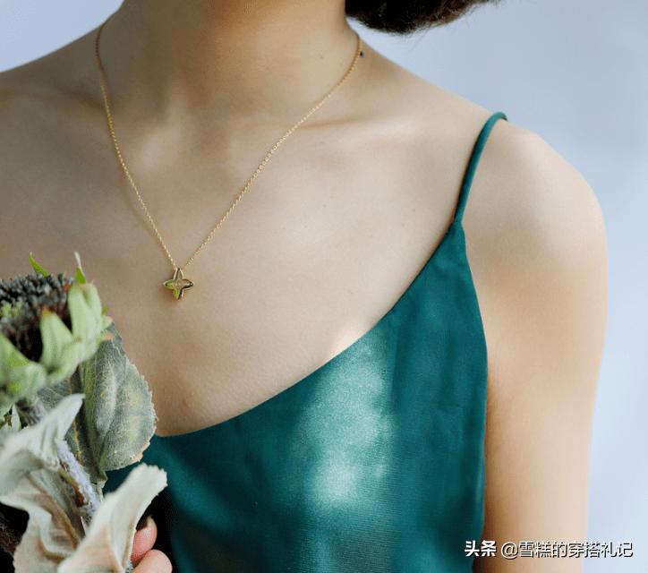 50岁女性戴什么饰品,30-40岁女人适合戴什么饰品