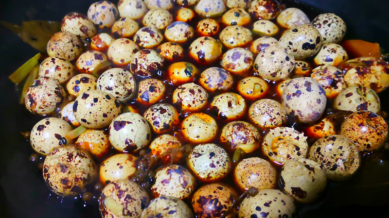 煮鹌鹑蛋放什么调料好吃,煮鹌鹑蛋如何不腥