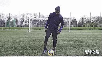 足球射门使不上劲,足球如何射门训练6-12岁