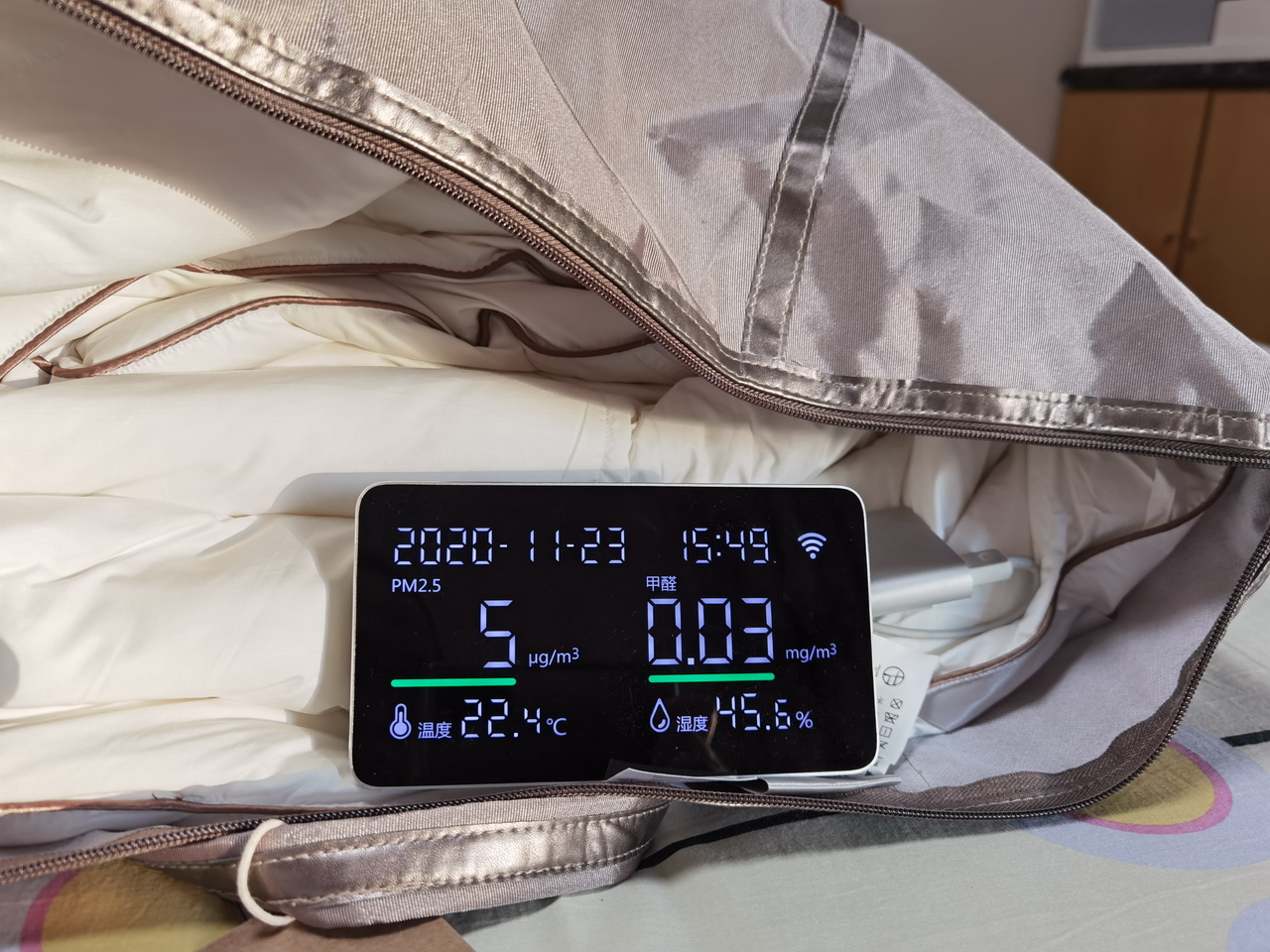 鹅绒被是冬季必备的神器,四季都能盖的鹅绒被