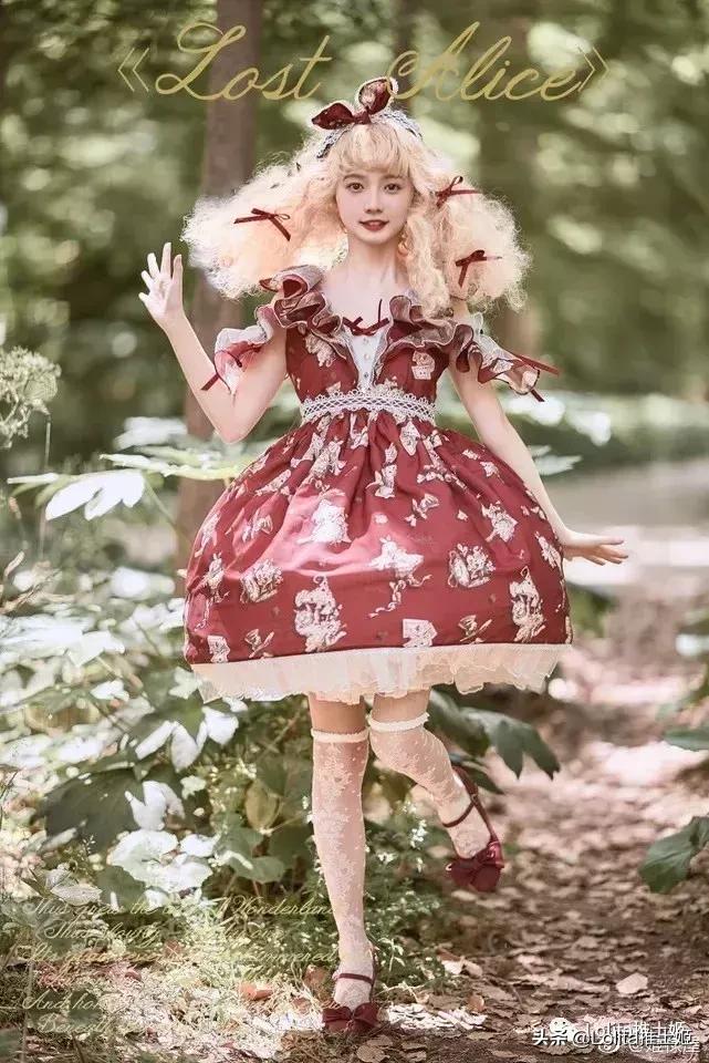 lolita撸猫,lolita撸猫猫