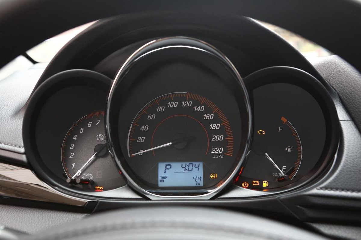 15万到20万左右丰田轿车全部车型,丰田十万出头哪款车性价比高