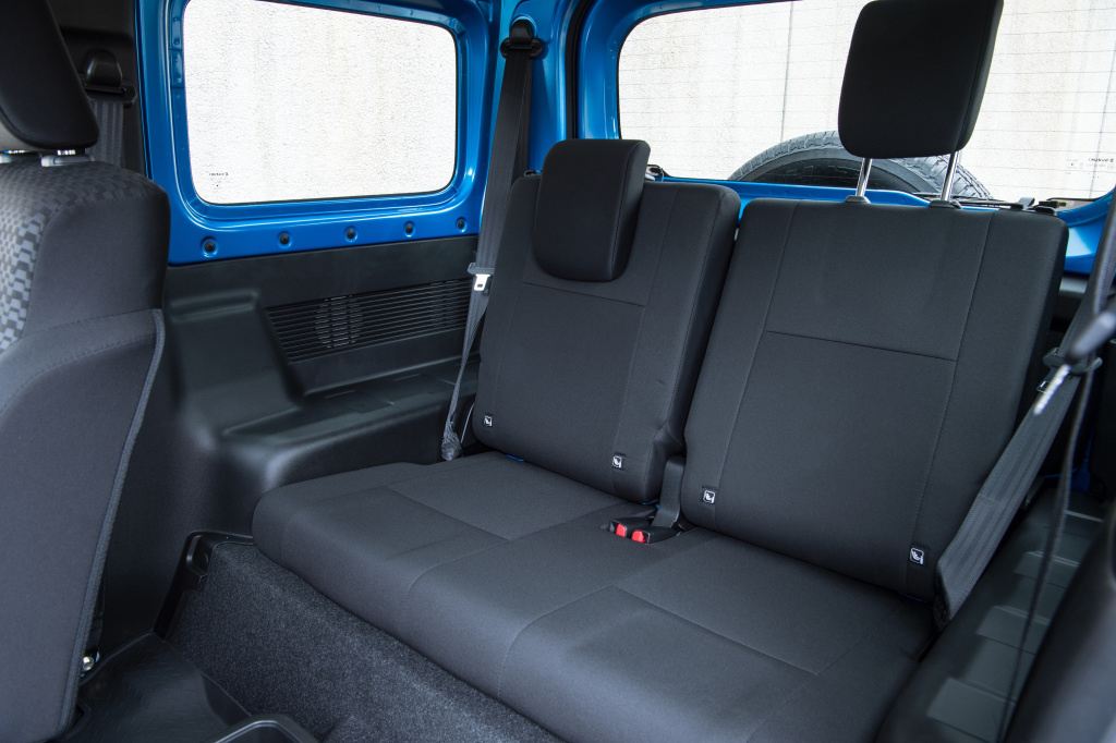 铃木吉姆尼越野车试驾,铃木吉姆尼麋鹿测评