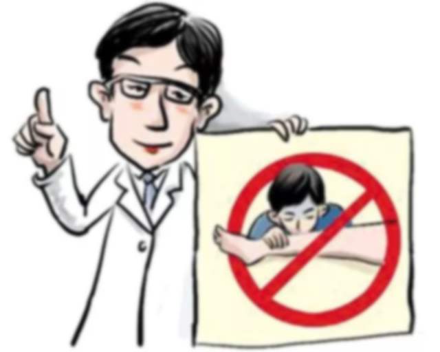 遇到蛇窝千万不要把蛇打死,蛇进屋把蛇打出血了怎么办