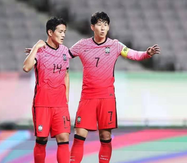 十二强赛韩国对阿联酋,12强韩国vs伊朗比赛