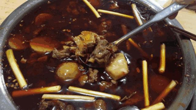 重庆市必打卡美食推荐,重庆最值得打卡的特点美食