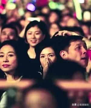 那些年汪峰“预言”的大新闻：郑爽张恒撕X，王菲离婚，文章出轨