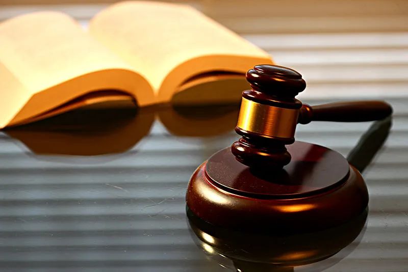 用虚假视频“吸粉引流”，获利百万！判了