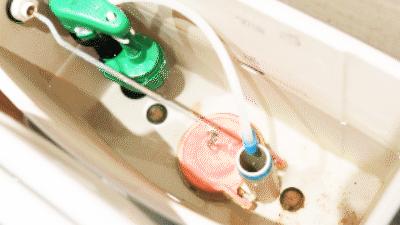 上厕所用湿纸巾擦有什么好处,上完厕所有纸巾正确擦法