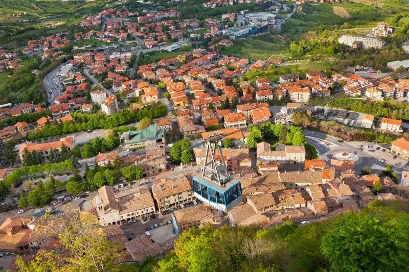 放在地图上很难找到的10个国家,地图上小到看不见的地区