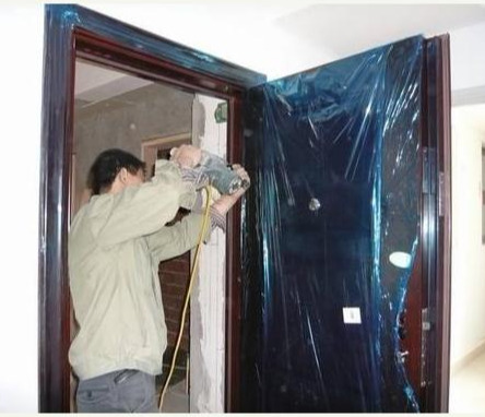 防盗门用泡沫胶固定结实吗,防盗门门框打发泡胶怎么清理