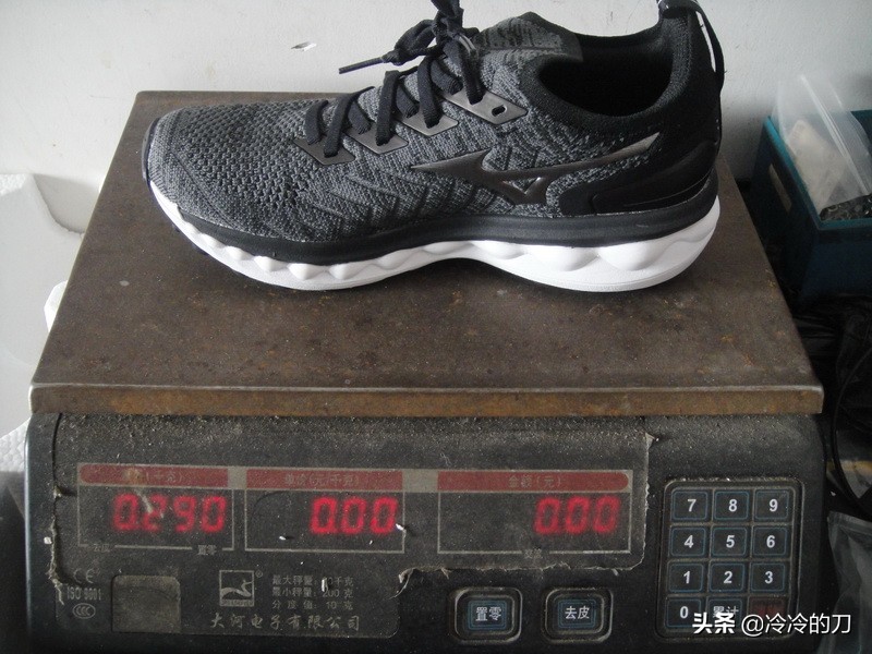 mizuno缇庢触娴撹窇闉媤avesky4,mizuno璺戞闉嬬編娲ユ祿wave58