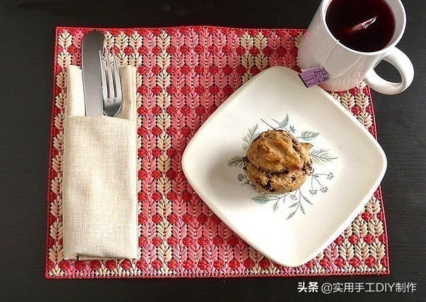 用纸箱织垫子视频教程,用袋子做垫子视频教程