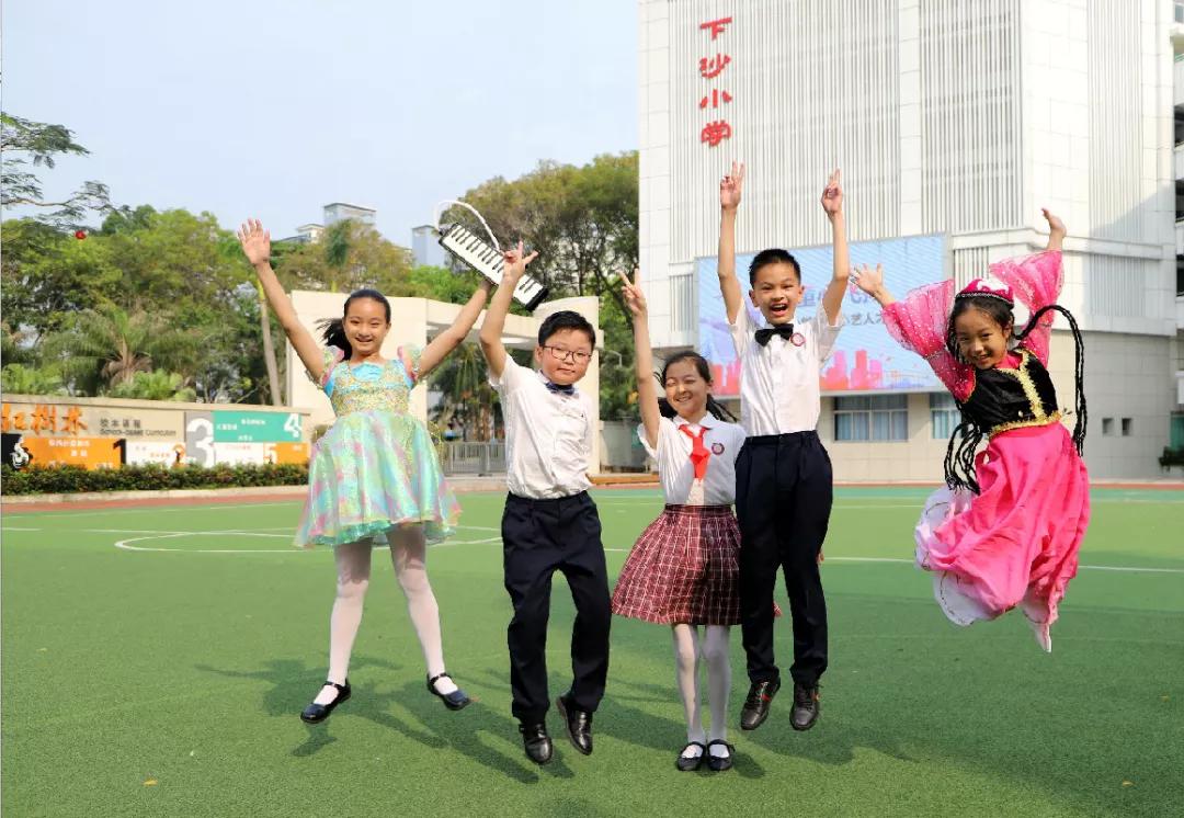 深圳福田区下沙小学校长杜丛英,深圳市女校长杜丛英