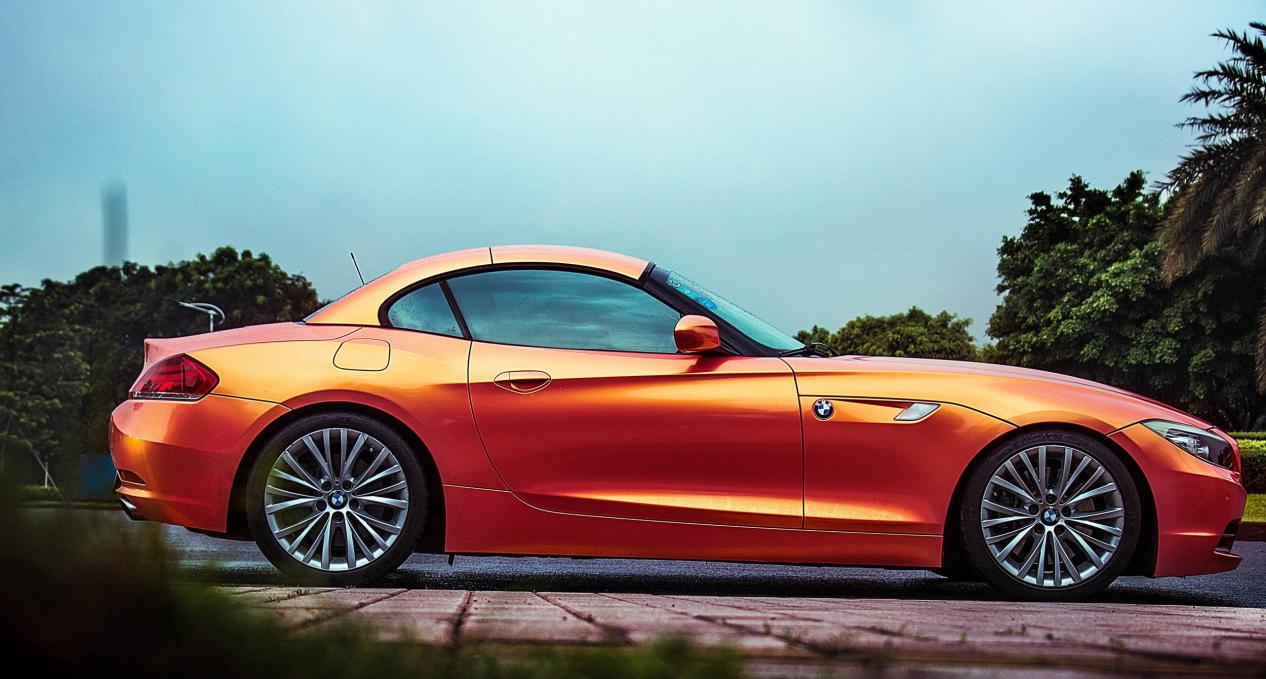 贴了2年的改色膜撕膜会留胶吗,贴完改色膜全是胶印后期能掉吗