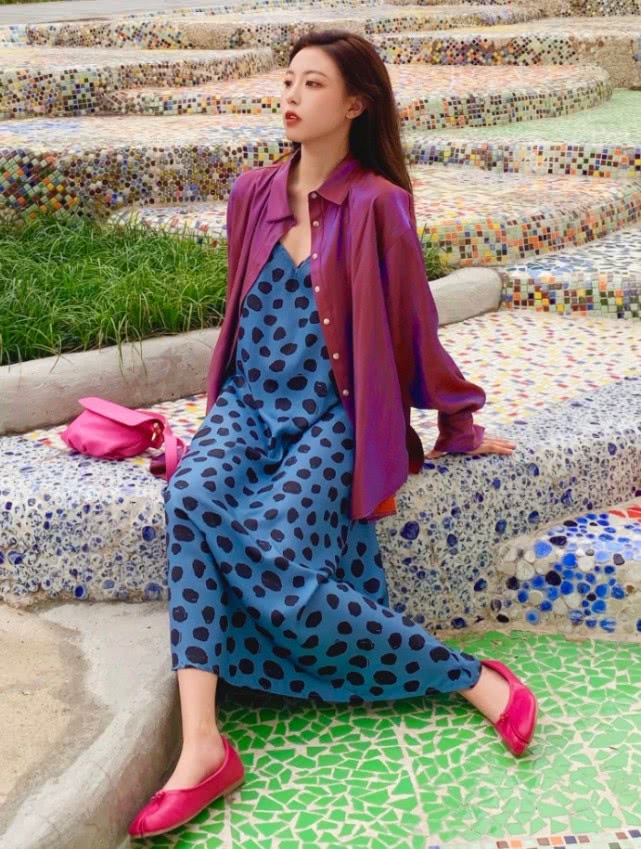 今年流行穿衬衫又时髦又气质,2017白衬衫流行这么穿时髦爆棚