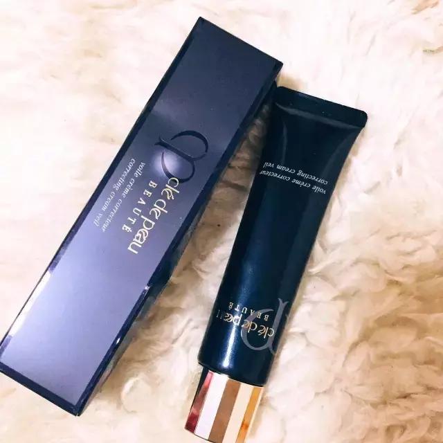 cpb钻光粉底液配什么散粉,cpb透亮粉底液上妆技巧