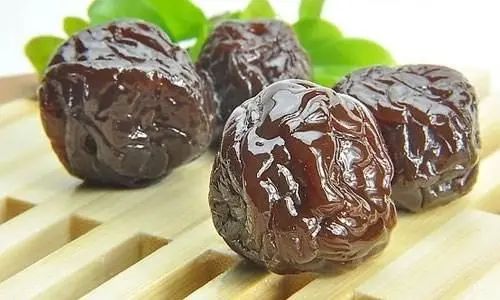 大理的一棵梅花,一棵大理梅品百味解千愁