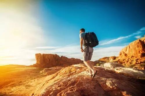 创业者在逆境中做什么,创业中遇到逆境应该怎么做