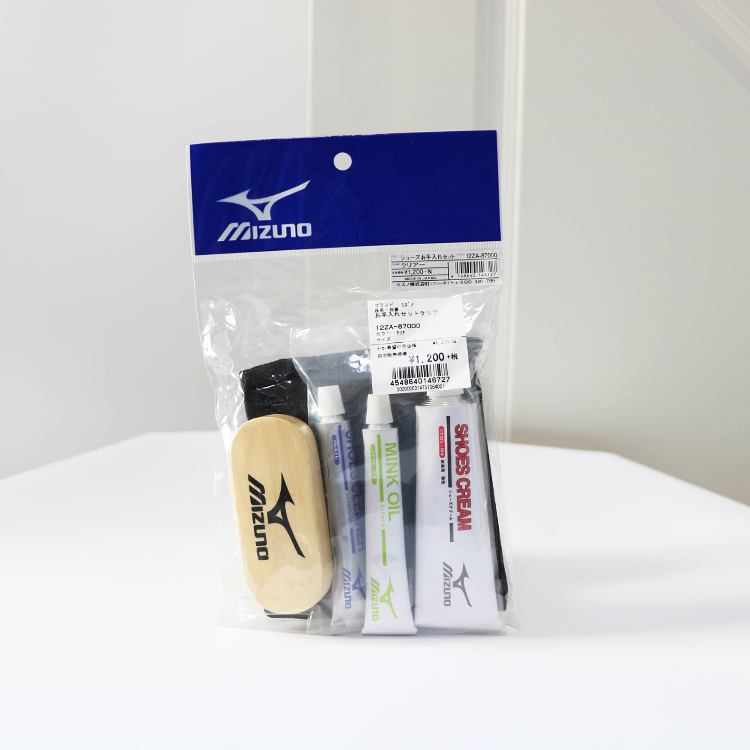 足球鞋里面有些什么配件,新手足球鞋选购完全指南