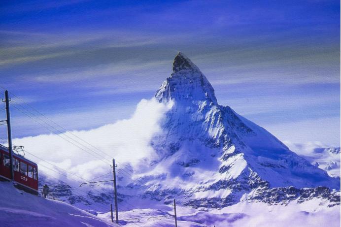 性价比神机百元,峰米4kcinemapro激光电视