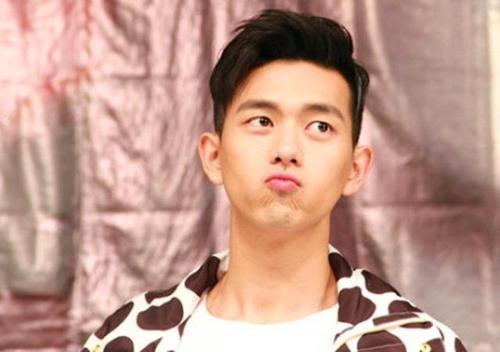 从“荆州胖子”到现男友，李现，凭什么火