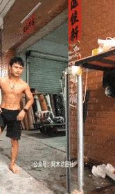 每日一笑看完你能不能忍住不笑,每日一笑看了让你笑