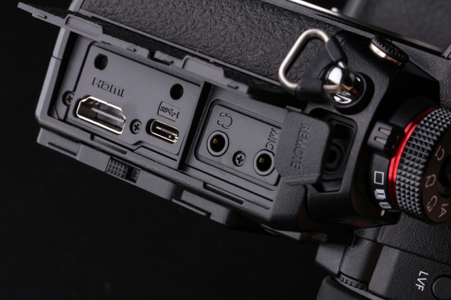 松下全画幅微单s1r,松下全幅无反相机s1评测