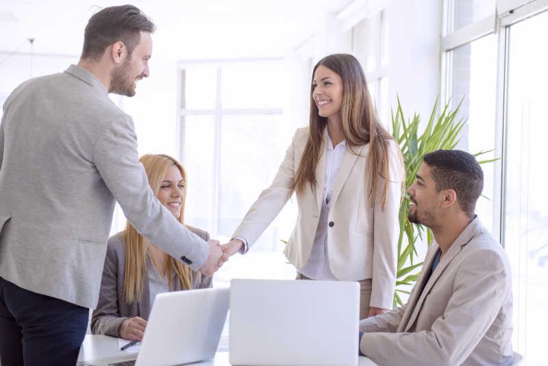 家装销售电话开场白话术,做销售怎么和客户开场白