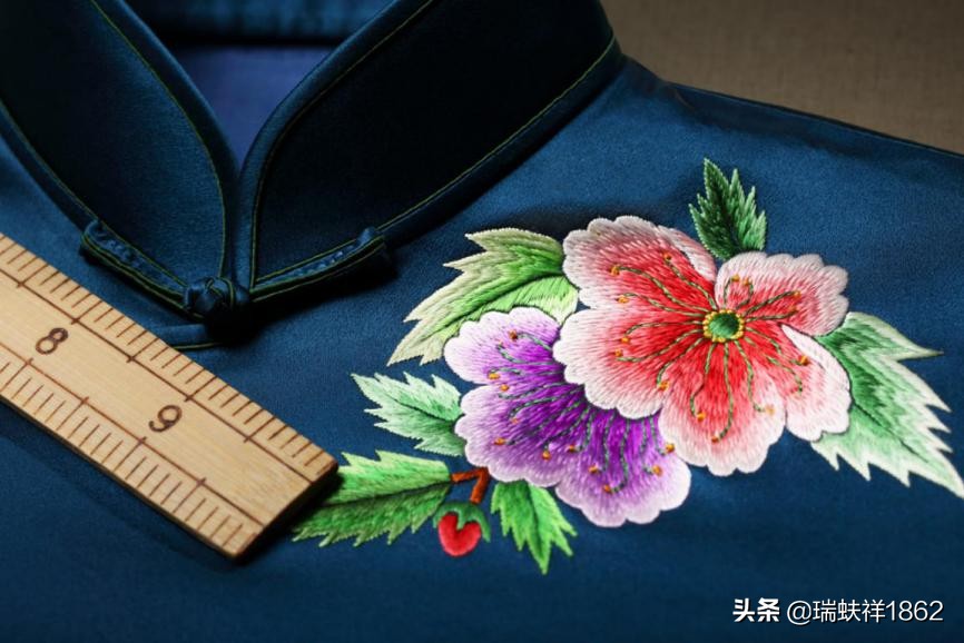 旗袍文化中的华彩,旗袍魅力是啥